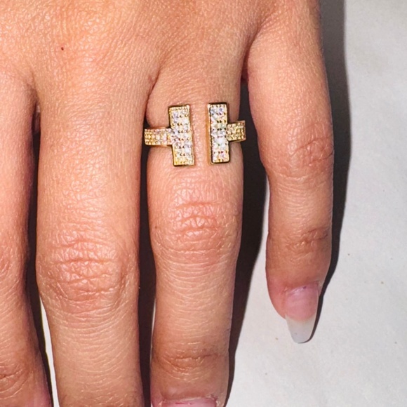 10K SOLID GOLD Luxury Design Ring for Women, Gift for her, Promise ring, SALE! - Picture 1 of 5